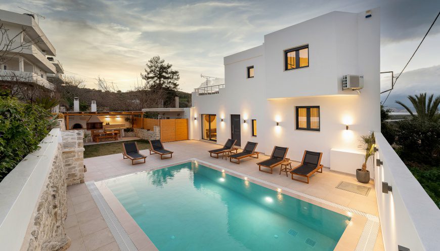 Luxury Villa in Kamilari Crete