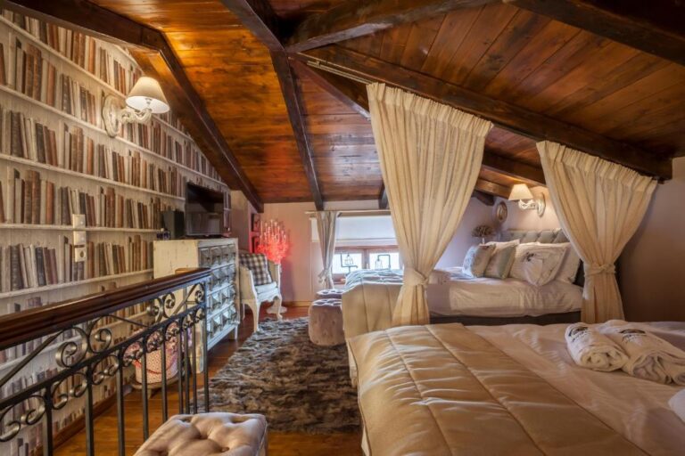 2 Bed Villa in Arachova