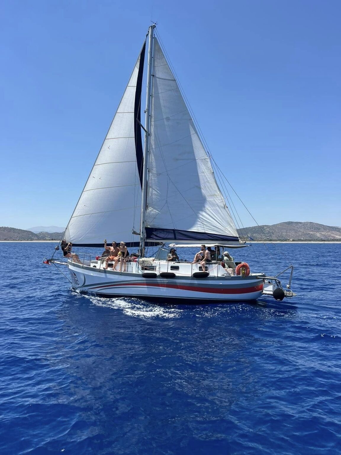 Gin Tonic Lindos Sailing