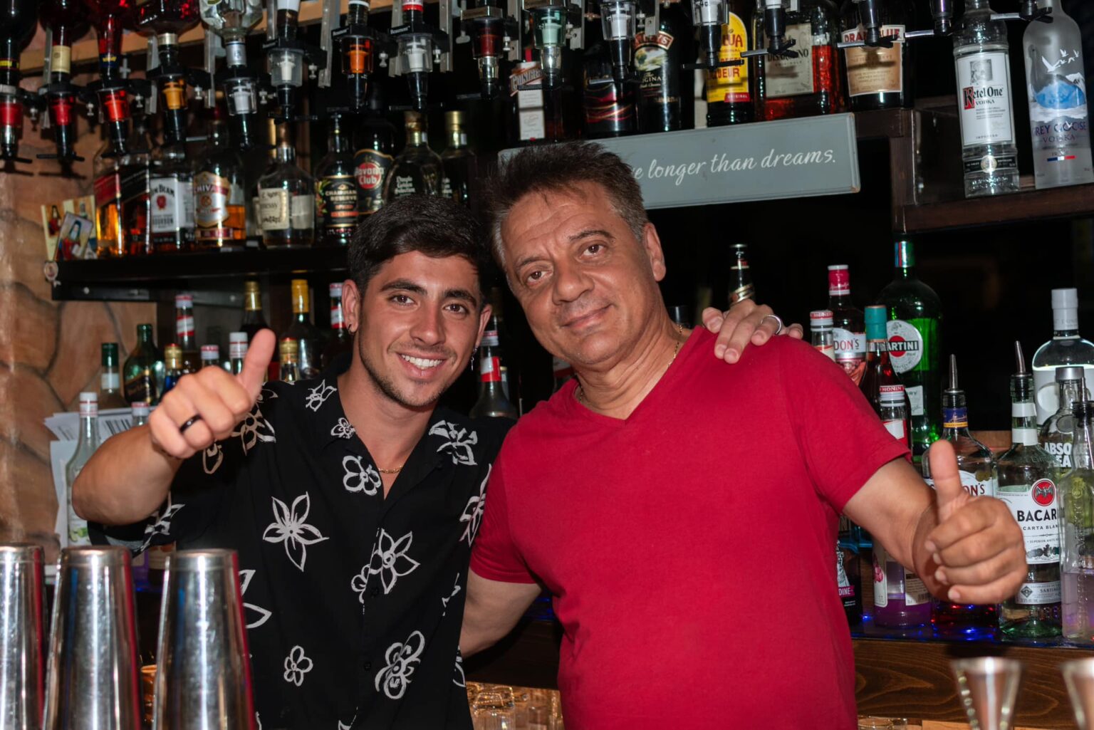 Memories Cocktail Bar Lardos