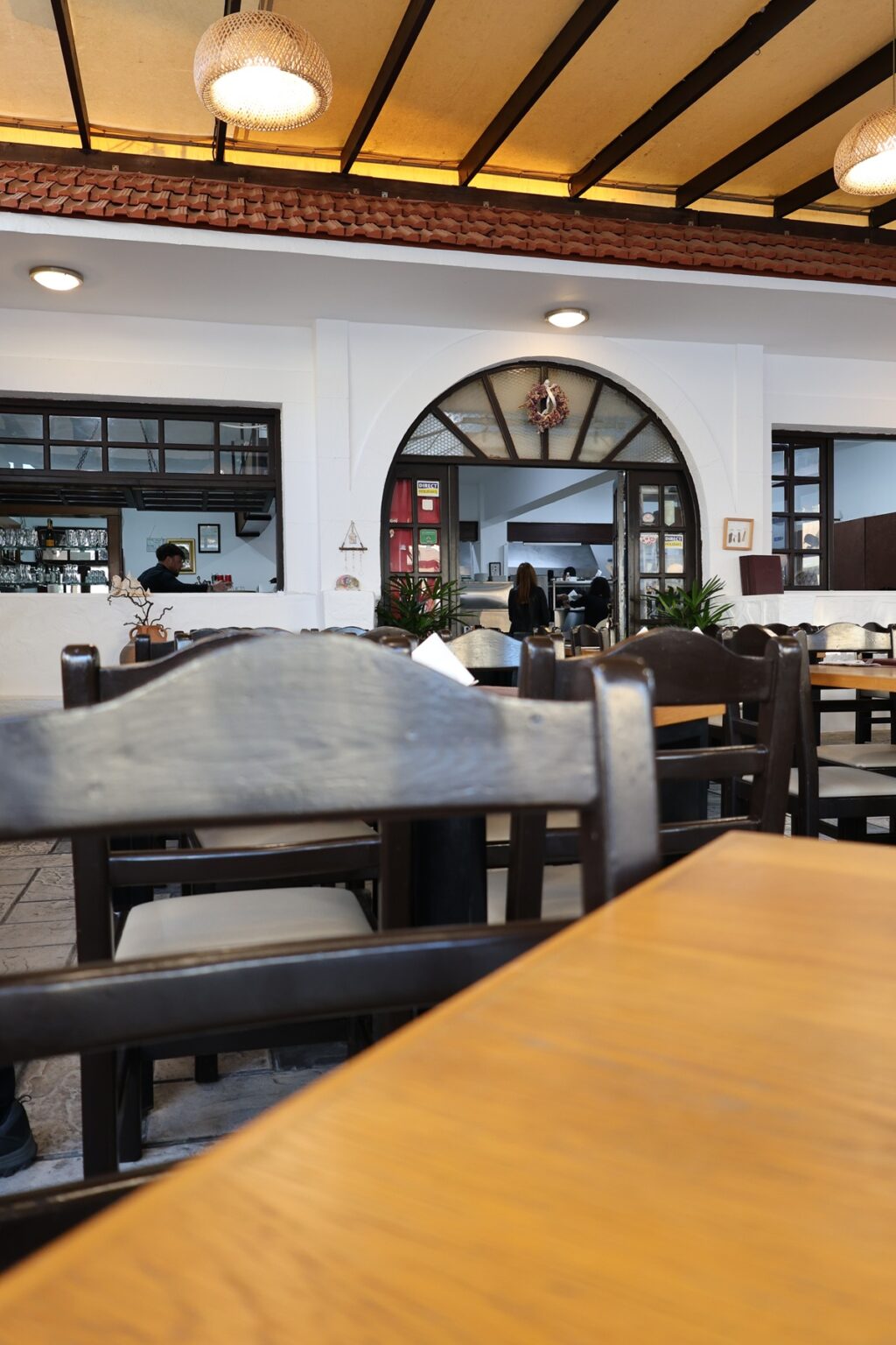 Roulas Restaurant Lardos
